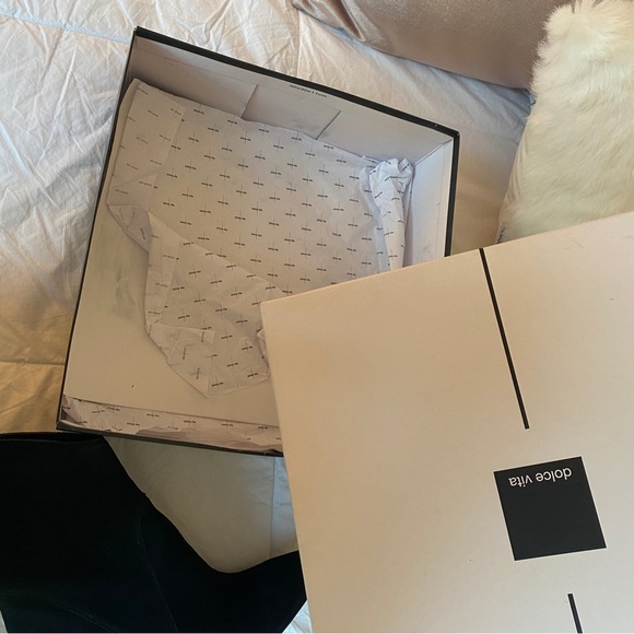 NWT Dolce Vita Nestly Bootie Black Suede - Picture 6 of 7